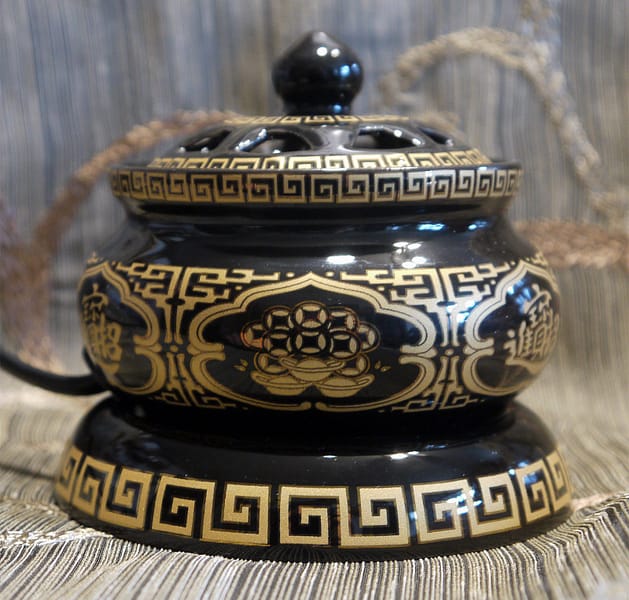"THE SACRED TREASURES" ELECTRIC INCENSE BURNER