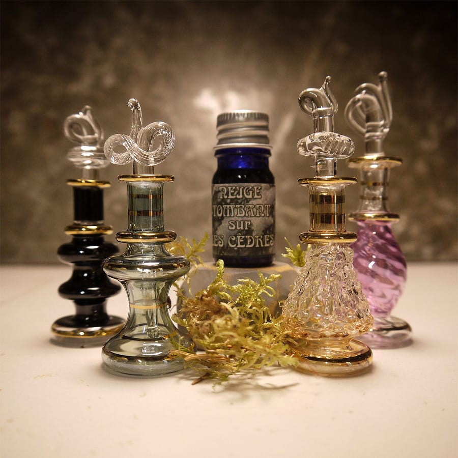 SNOW FALLING ON CEDARS - Image 2